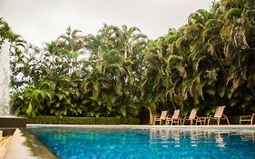 Hotel Coco Palms